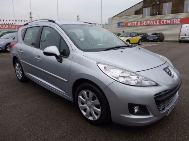2013 Peugeot 207 1.6 HDI SW 5d image 1