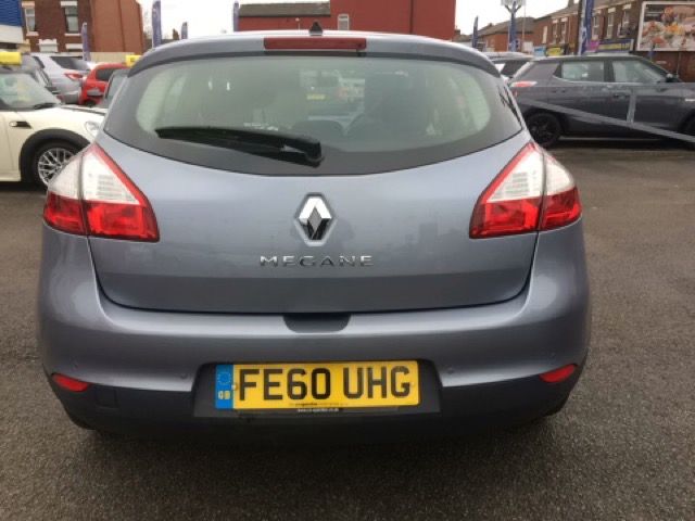 2010 Renault Megane 1.6 I-MUSIC VVT 5d image 5