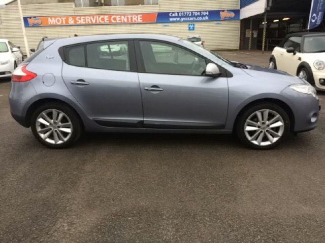 2010 Renault Megane 1.6 I-MUSIC VVT 5d image 6