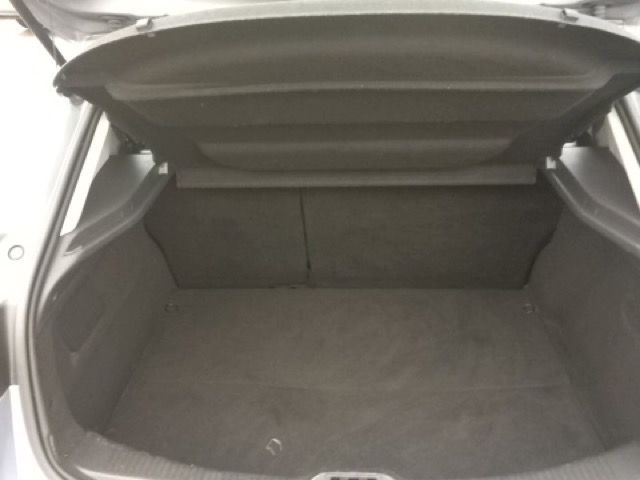 2010 Renault Megane 1.6 I-MUSIC VVT 5d image 10