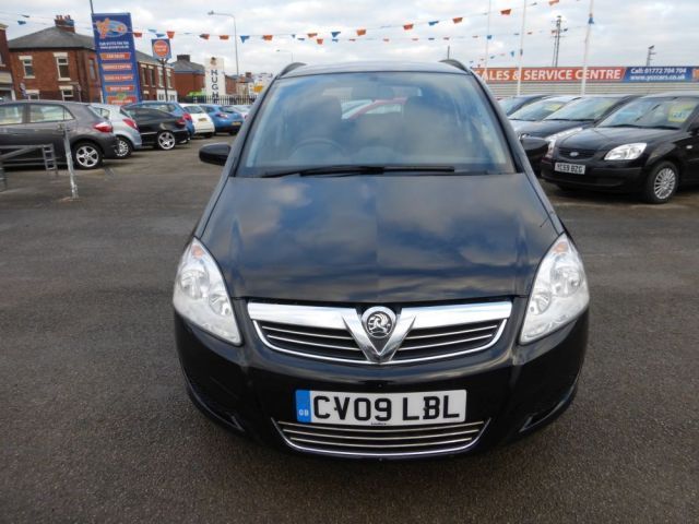 2009 Vauxhall Zafira 1.6 5d image 2