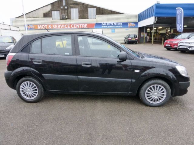 2009 KIA RIO 1.4 16V 5d image 6