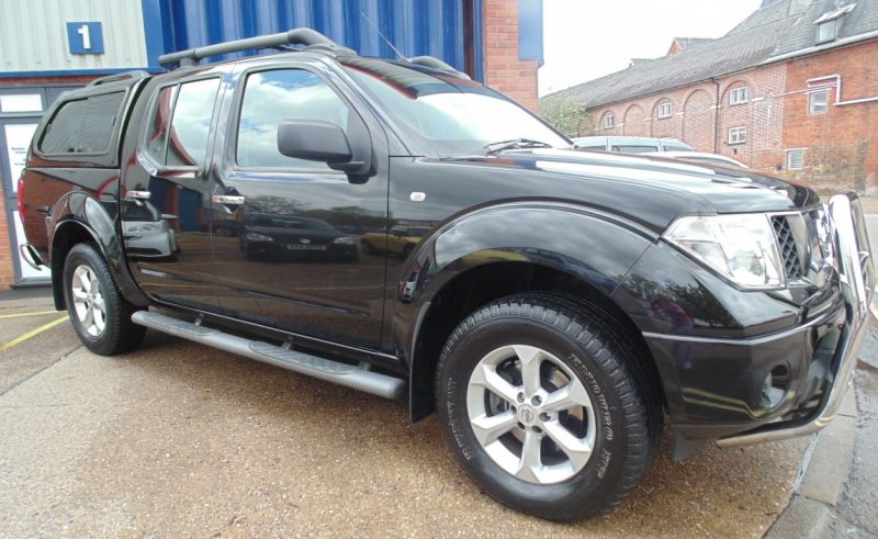 2007 Nissan Navara 2.5 dCi King Cab SE 4dr image 1
