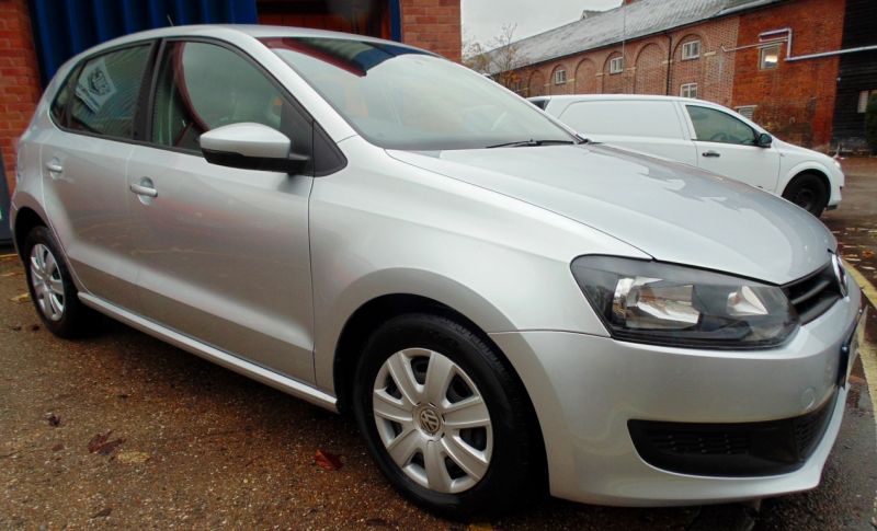 2010 Volkswagen Polo 1.2 S 5dr image 1