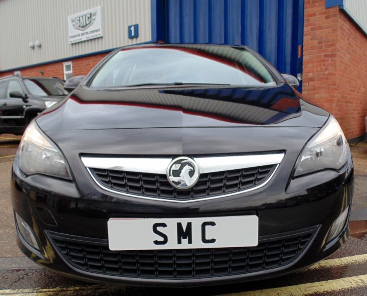 2010 Vauxhall Astra 1.4 i Turbo 16v SRi 5dr image 2