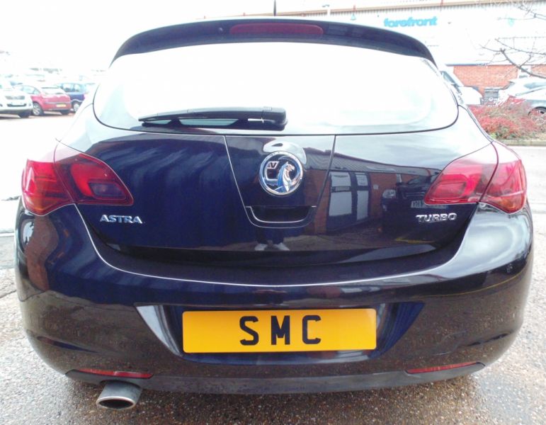 2010 Vauxhall Astra 1.4 i Turbo 16v SRi 5dr image 5