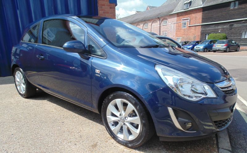 2012 Vauxhall Corsa 1.2 i 12v 3dr image 1