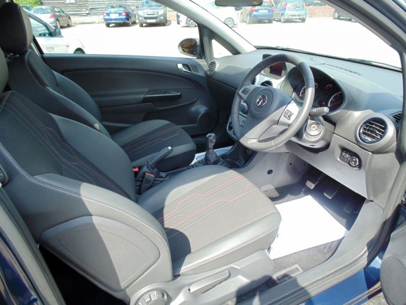 2012 Vauxhall Corsa 1.2 i 12v 3dr image 7