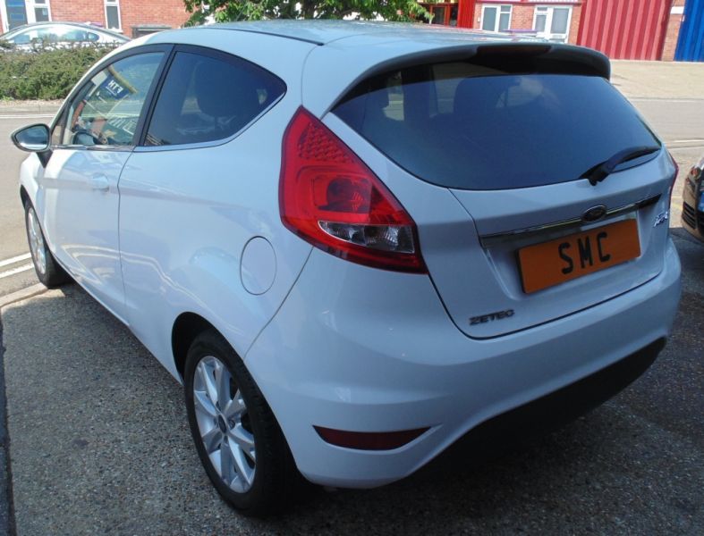 2009 Ford Fiesta 1.3 3dr image 6