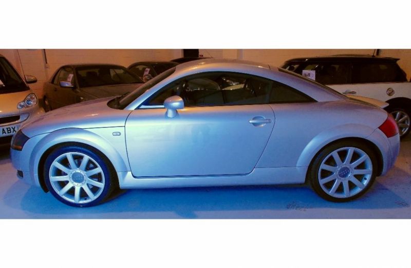 2002 Audi TT 1.8 T Quattro 3dr image 3