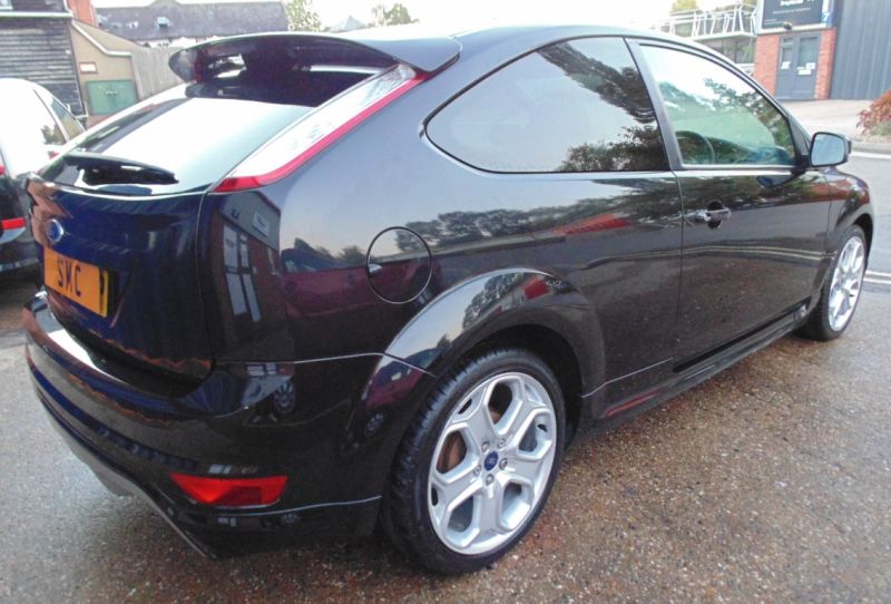 2009 Ford Focus 1.8 Zetec S 3dr image 4