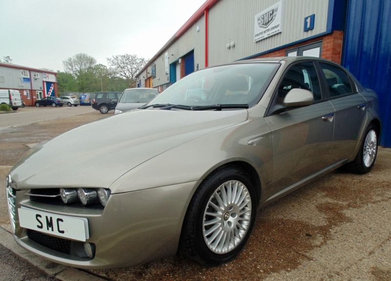 2008 Alfa Romeo 159 1.9 16v 4dr image 3