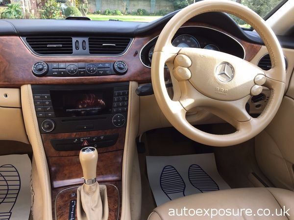 2005 Mercedes-Benz CLS320 CDI image 8
