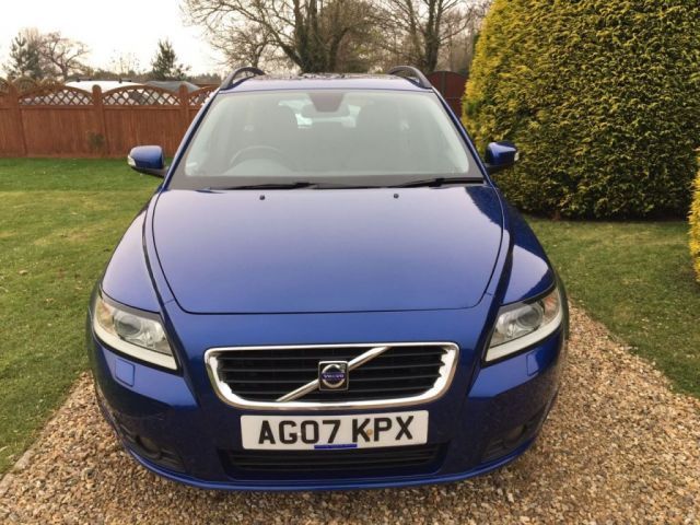 2007 Volvo V50 2.4 D5 SE 5d image 4