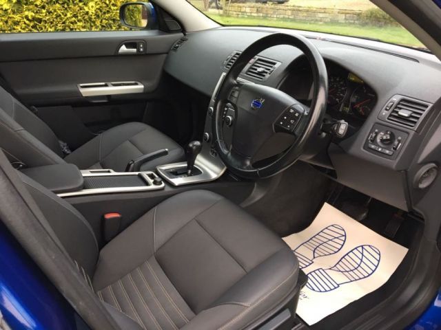 2007 Volvo V50 2.4 D5 SE 5d image 8