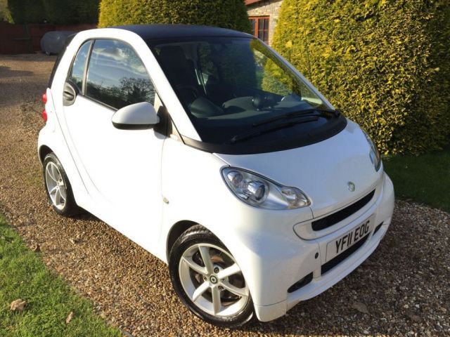 2011 Smart Fortwo 1.0 Pulse MHD 2d image 2