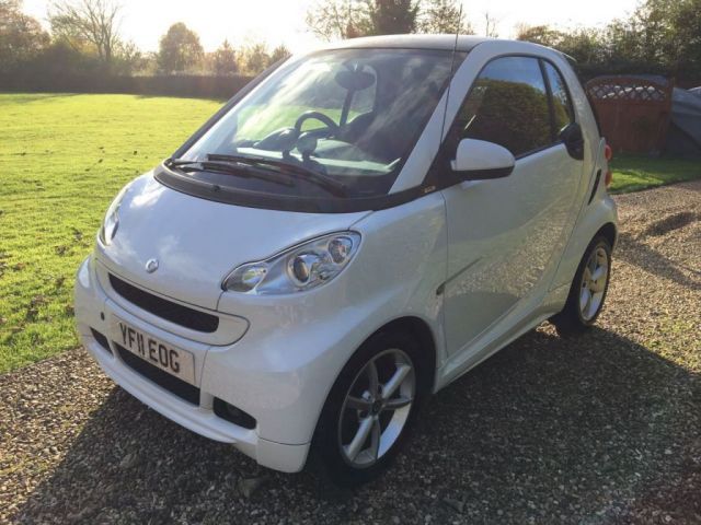 2011 Smart Fortwo 1.0 Pulse MHD 2d image 3