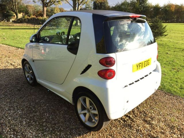 2011 Smart Fortwo 1.0 Pulse MHD 2d image 5