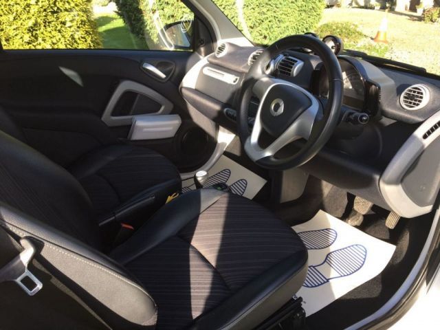 2011 Smart Fortwo 1.0 Pulse MHD 2d image 9