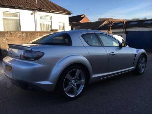 2005 Mazda RX-8 image 2