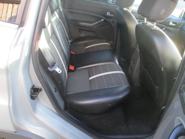 2009 Ford Kuga 2.0 TDCi 5dr image 8