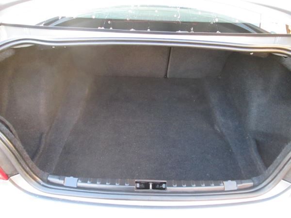 2010 BMW 1 Series 120d M Sport 2dr image 9