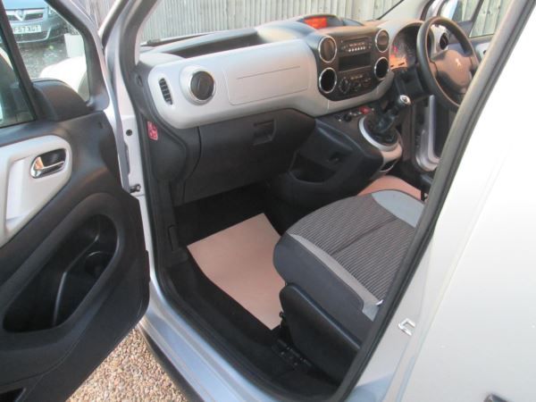 2012 Peugeot Partner Tepee 1.6 HDi 5dr image 4
