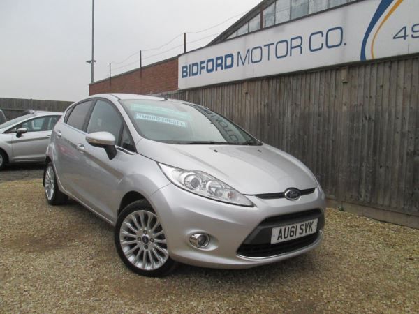 2011 Ford Fiesta 1.6 TDCi 5dr image 1