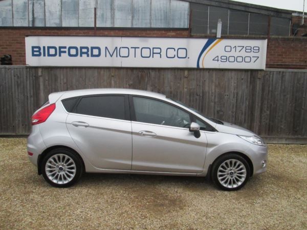 2011 Ford Fiesta 1.6 TDCi 5dr image 3
