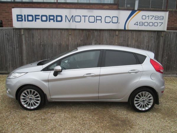 2011 Ford Fiesta 1.6 TDCi 5dr image 5