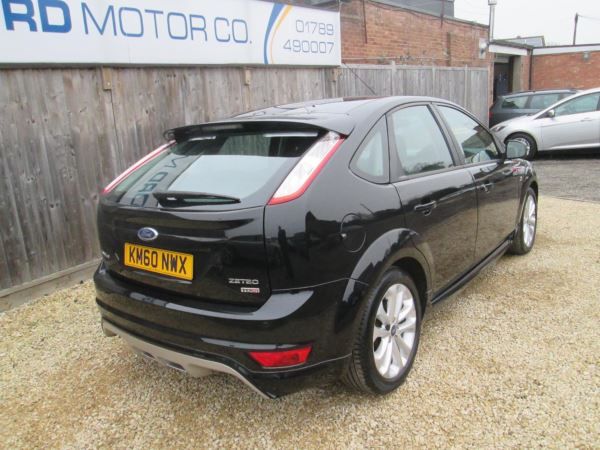 2010 Ford Focus 1.6 TDCi Zetec S 5dr image 3