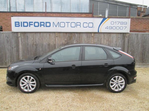 2010 Ford Focus 1.6 TDCi Zetec S 5dr image 5