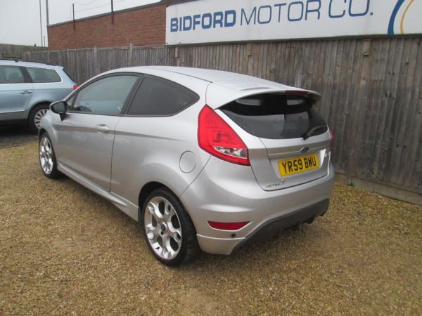 2009 Ford Fiesta 1.6 Zetec S 3dr image 6