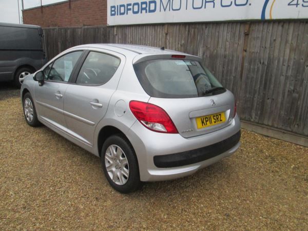 2011 Peugeot 207 1.4 HDi image 5