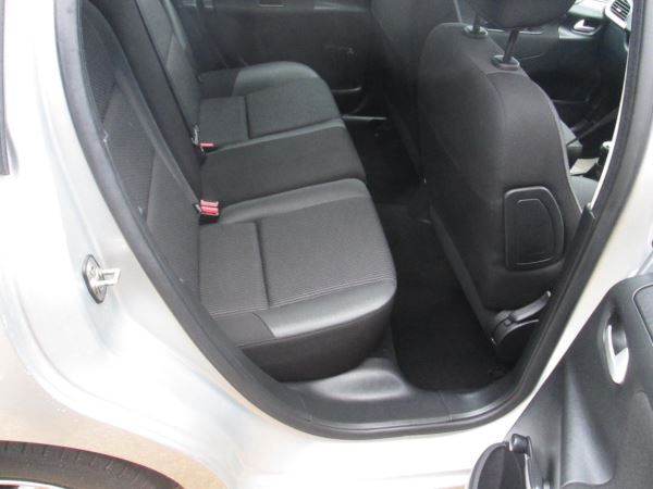 2011 Peugeot 207 1.4 HDi image 9