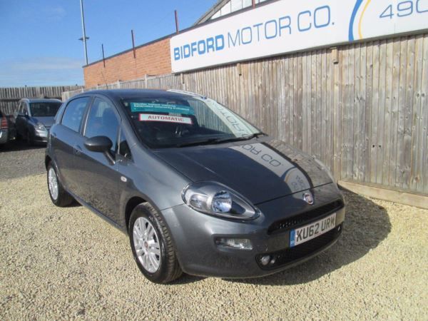 2012 Fiat Punto 1.4 5dr image 1