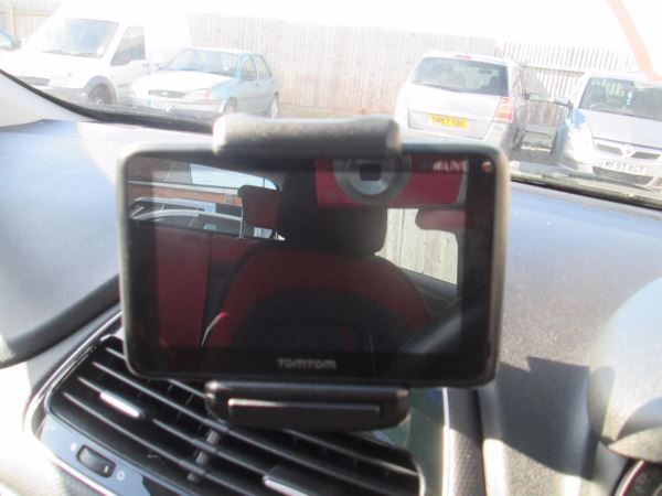 2012 Fiat Punto 1.4 5dr image 9