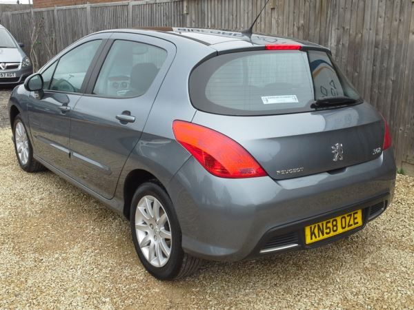 2008 Peugeot 308 1.6 VTi SE 5dr image 4