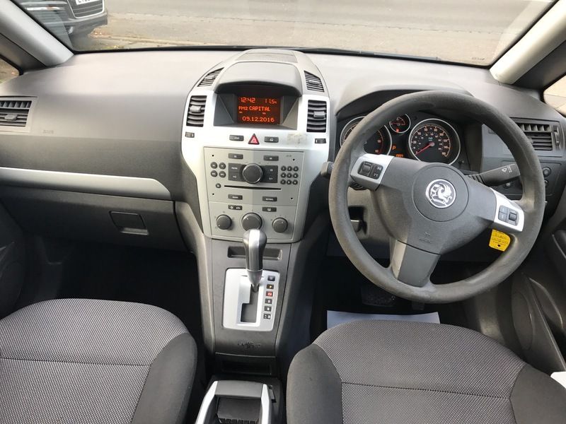 2009 Vauxhall Zafira 1.9CDTI image 9