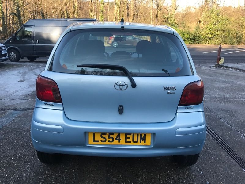 2004 Toyota Yaris 1.3 VVT-I T Spirit image 5