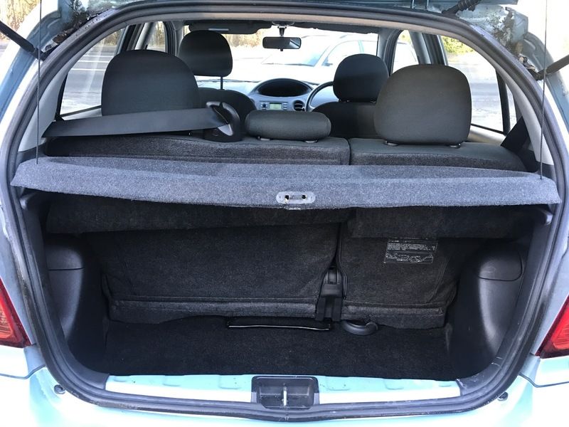 2004 Toyota Yaris 1.3 VVT-I T Spirit image 8