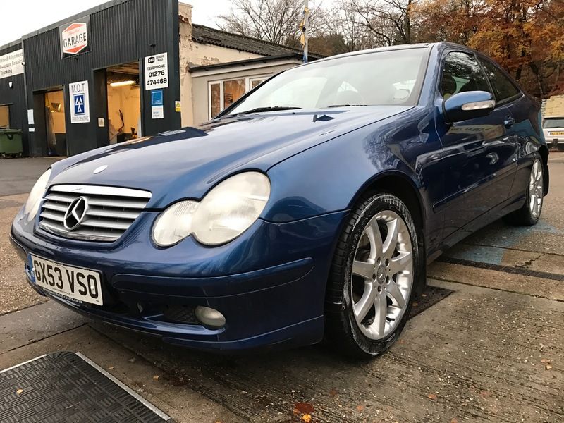 2003 Mercedes C Class C320 image 3