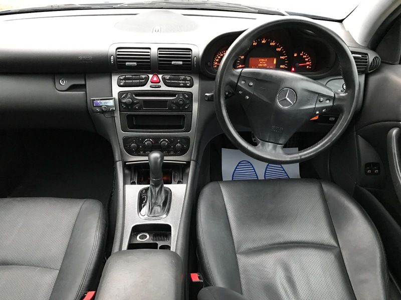 2003 Mercedes C Class C320 image 6