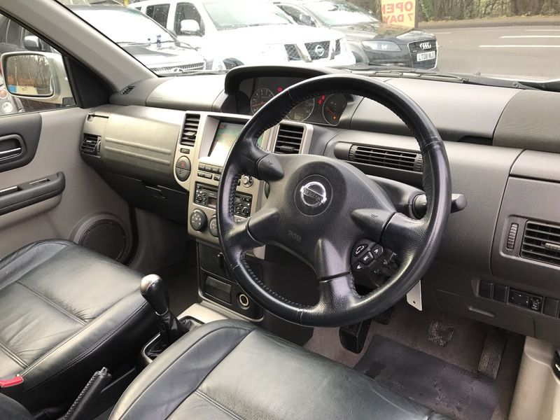 2005 Nissan X-Trail 2.5 16V image 6