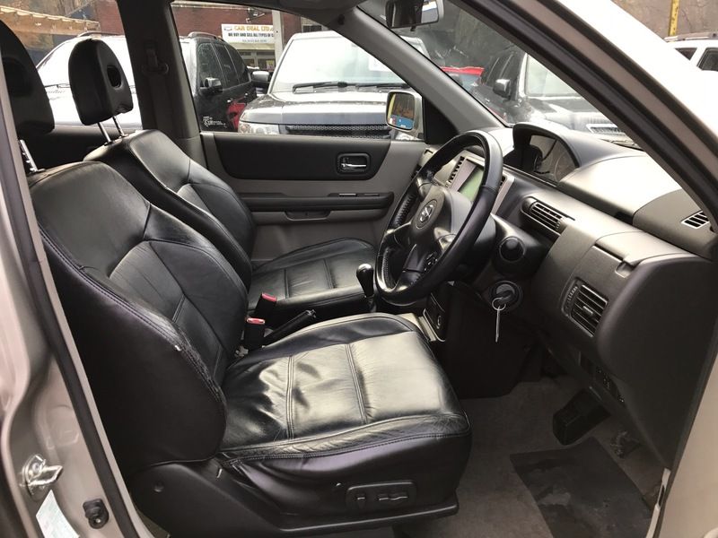2005 Nissan X-Trail 2.5 16V image 7