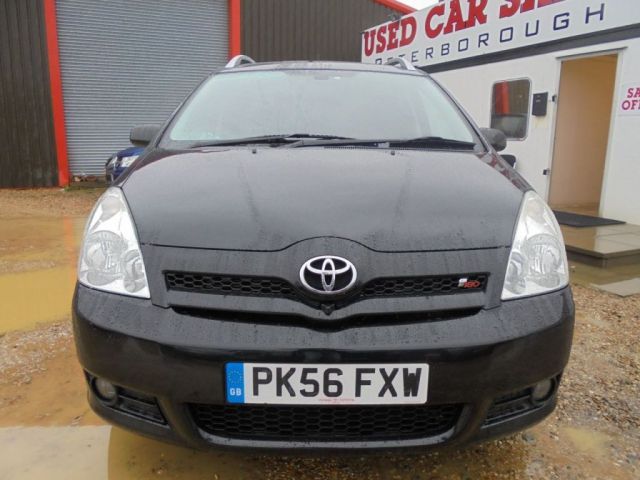 2006 Toyota Corolla Verso 2.2 D-4D 5d image 2