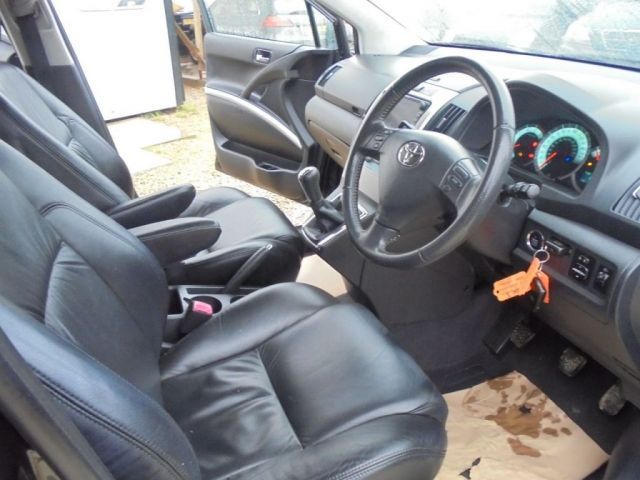 2006 Toyota Corolla Verso 2.2 D-4D 5d image 7