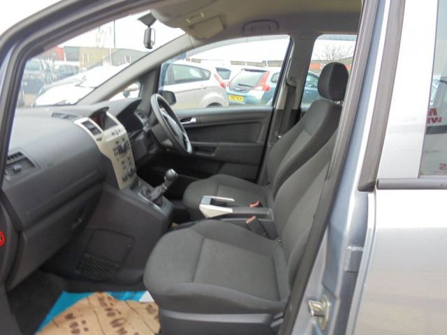 2008 Vauxhall Zafira 1.6 16V 5d image 7