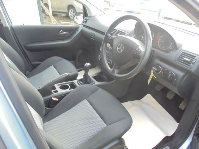2006 Mercedes-Benz 2.0 A180 CDI 5d image 7