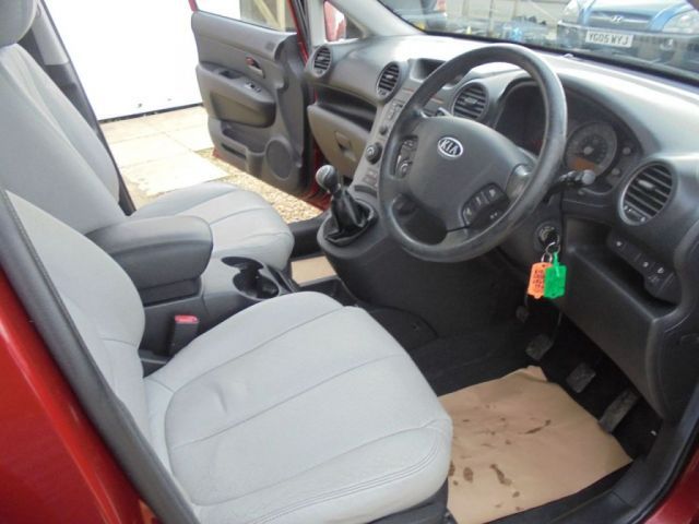 2007 Kia Carens 2.0 LS CRDI 5d image 7
